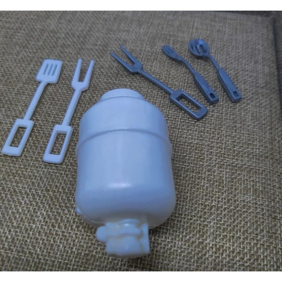 Vintage Barbie Beach Blast 1988 Replacement Grill Accessories White Silver Tank - Picture 5 of 7